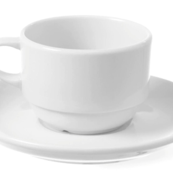 Kop en schotel met theelepel